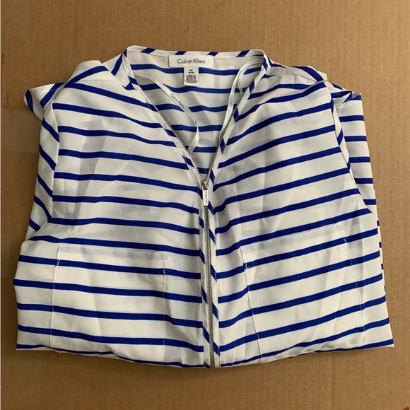 stripped shirt - Picture 1 of 2